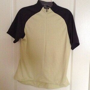 MEC Mountain Equipment Women's Cycling Top Back Pockets Short Sleeves Size L